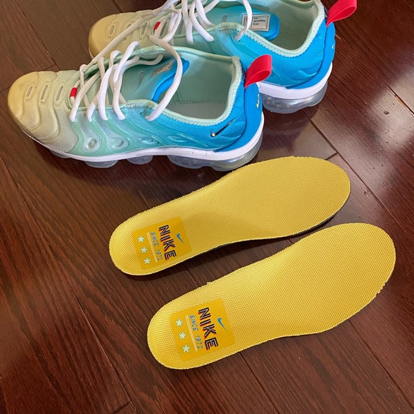 Nike Air Vapormax Plus Sneakers Blue & Green splashed with bit of yellow 🔥🔥🥰 - Picture 13 of 16